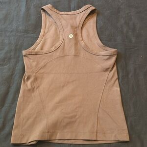 Lululemon Chocolate Brown Tank Top Shirt Yoga Women’s Size 6 Workout Running EUC